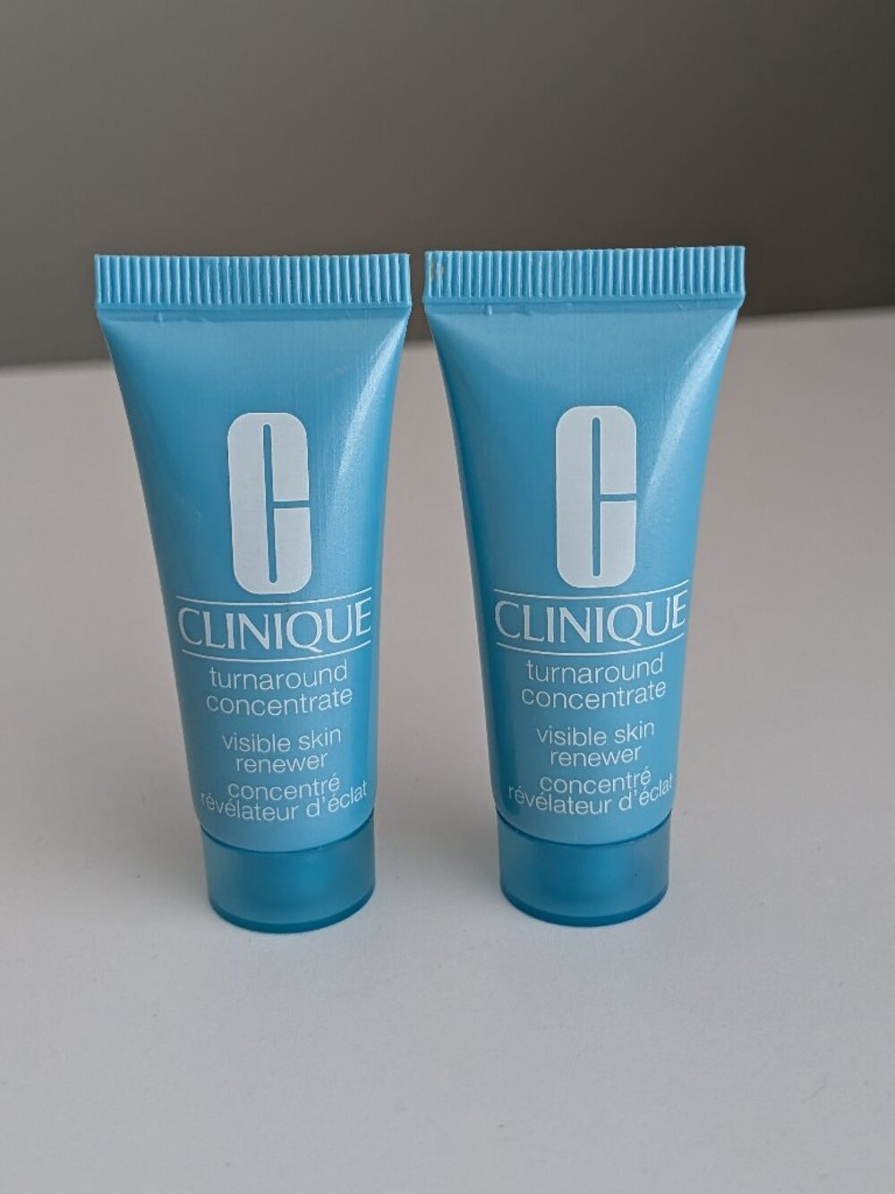 Clinique Turnaround Concentrate Visible Skin Renewer 0.5oz /15ml Lot of 2 NOS - Picture 2 of 5